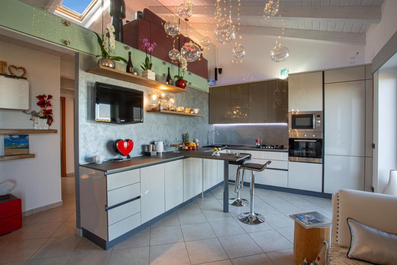 Live Your Dream Apartment San Costanzo