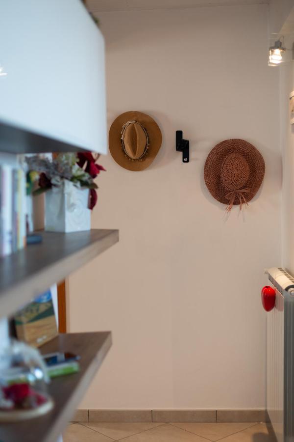 Live Your Dream Apartment San Costanzo