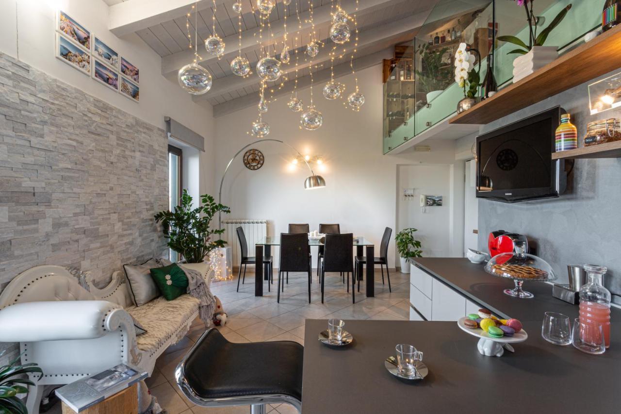Live Your Dream Apartment San Costanzo